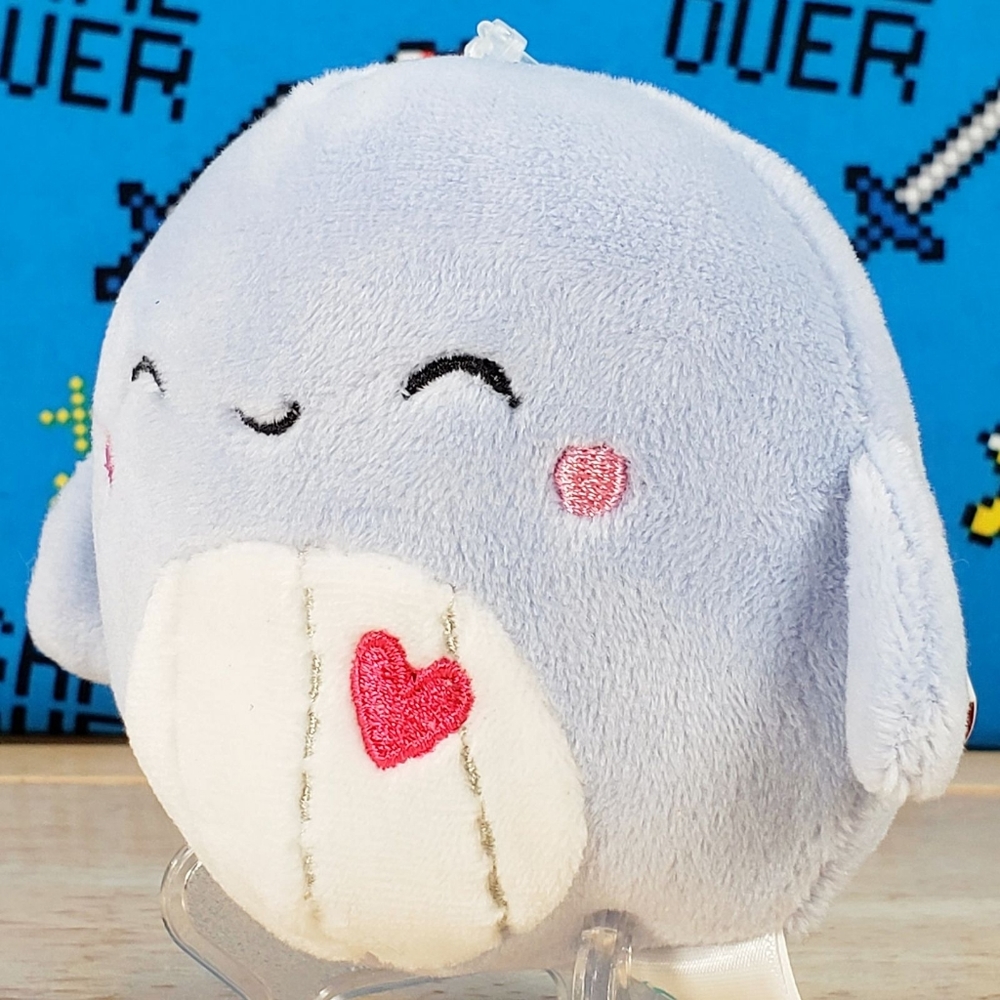 Squishmallow Samir the Valentine Blue Whale 3.5" Clip 2022 UltraSoft Plush - Picture 6 of 12